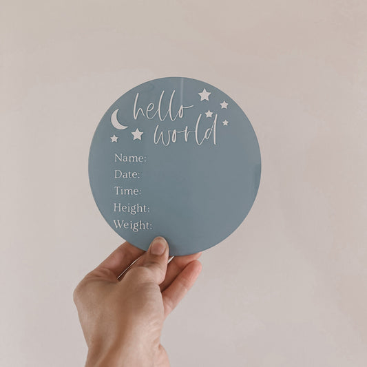 Acrylic birth stats discs. Fill in your baby's name, date of birth, height, and weight. Perfect for those adorable newborn hospital photos!